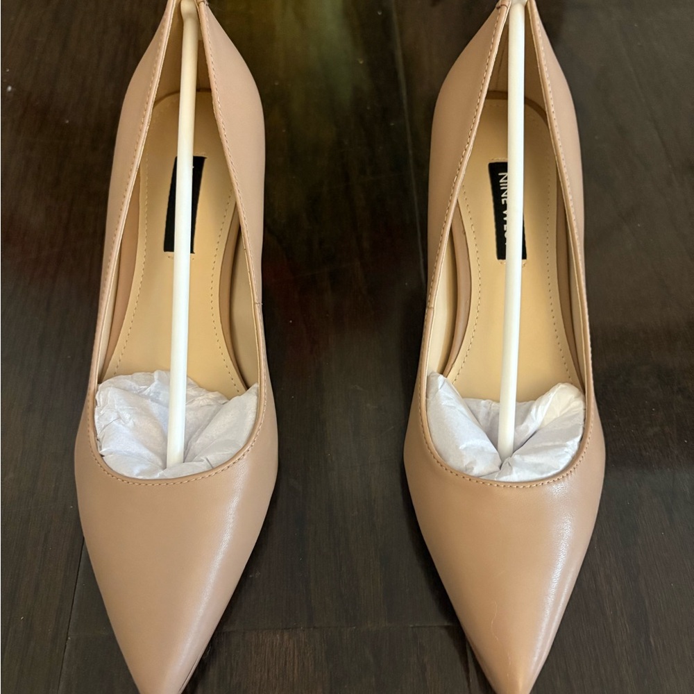 Nine West Light Pink Leather Heels